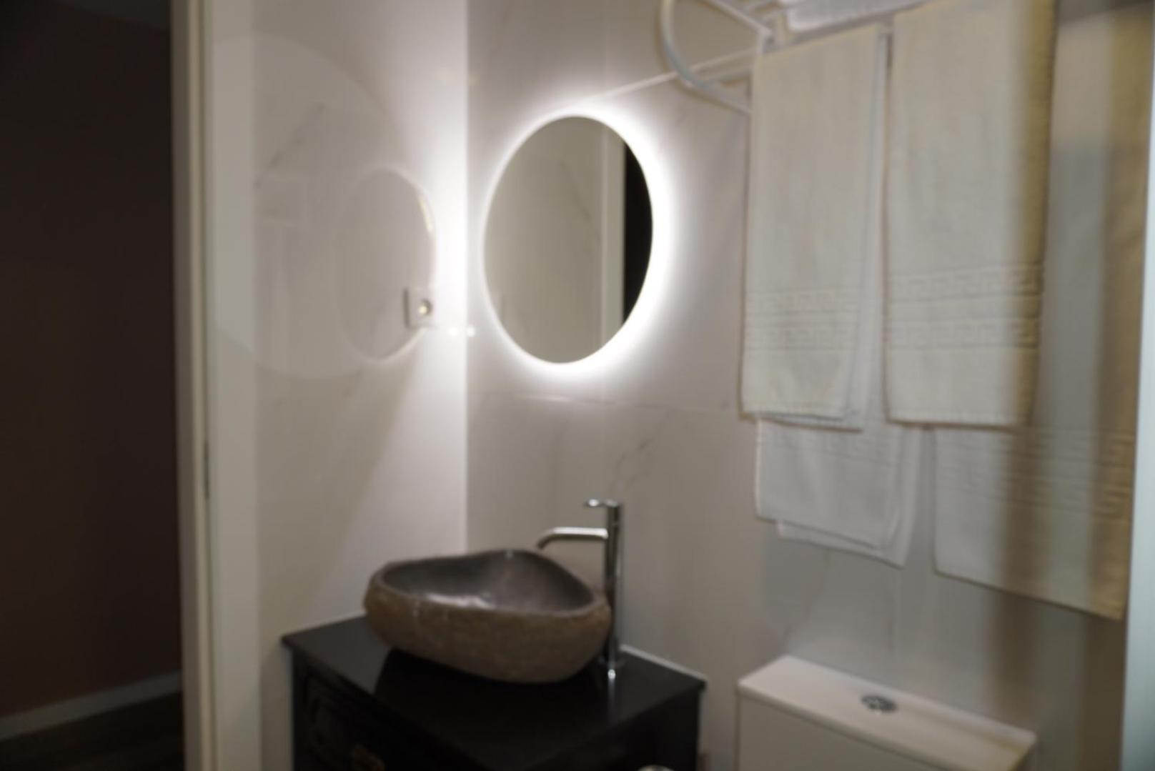 Lux'Otel City Lodge Barcelos Bagian luar foto