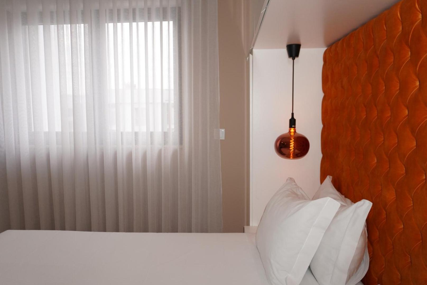 Lux'Otel City Lodge Barcelos Bagian luar foto