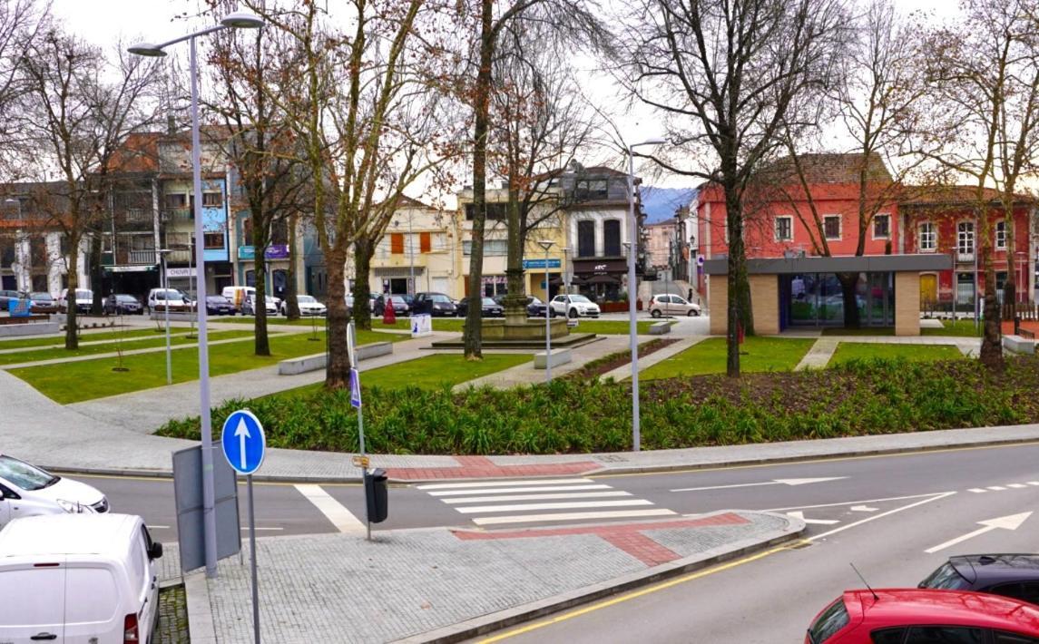 Lux'Otel City Lodge Barcelos Bagian luar foto