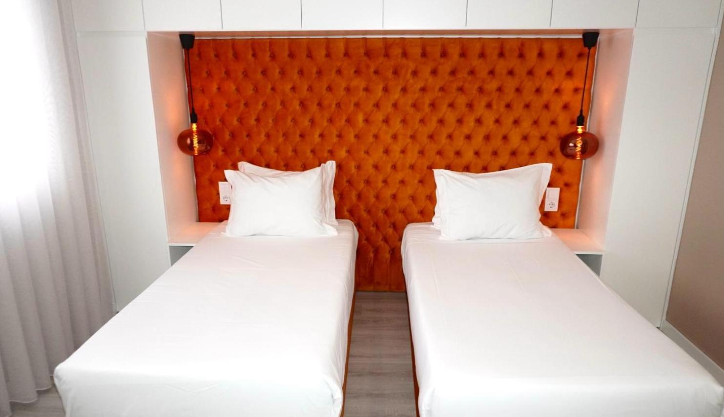 Lux'Otel City Lodge Barcelos Bagian luar foto