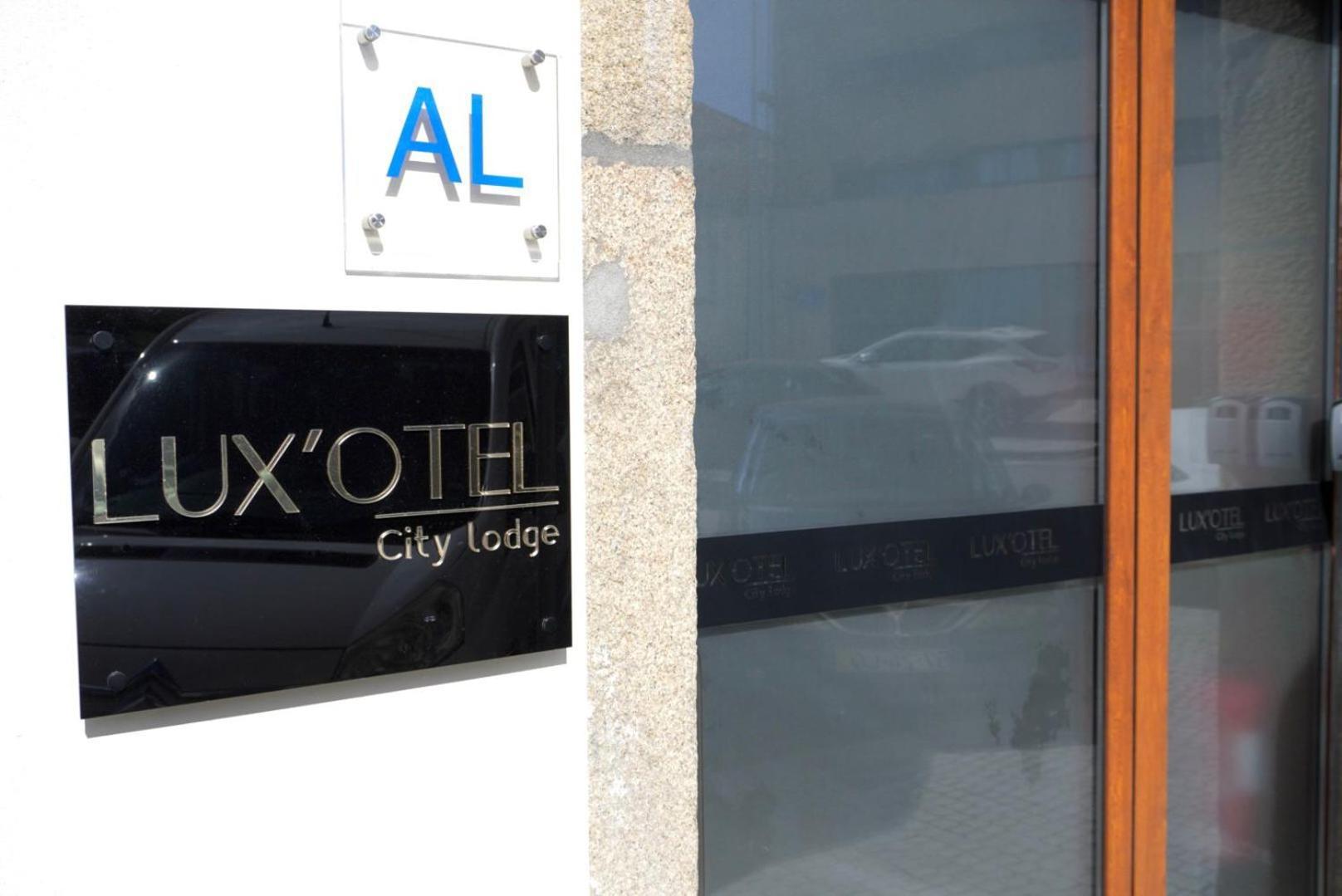 Lux'Otel City Lodge Barcelos Bagian luar foto